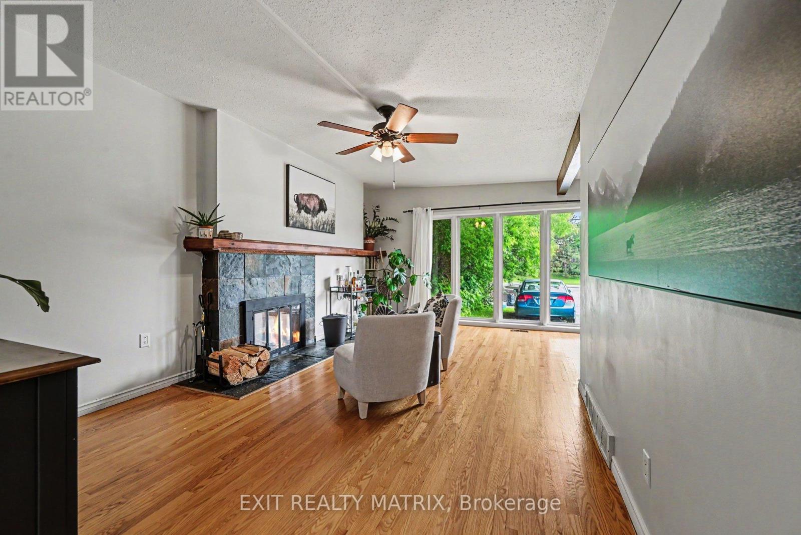 2385 Walkley Road, Ottawa, Ontario  K1H 2H1 - Photo 4 - X13464868