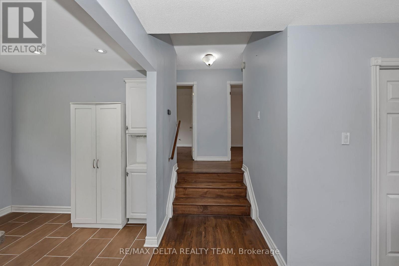 841 Balsam Drive, Ottawa, Ontario  K1E 1B8 - Photo 18 - X13464896