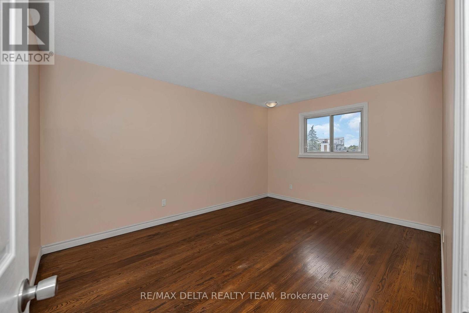 841 Balsam Drive, Ottawa, Ontario  K1E 1B8 - Photo 20 - X13464896