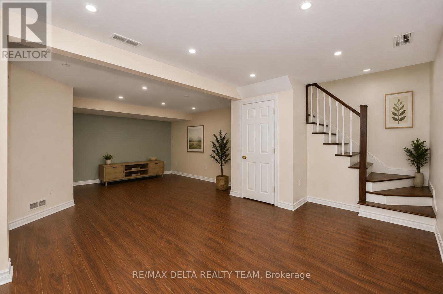 841 Balsam Drive, Ottawa, Ontario  K1E 1B8 - Photo 29 - X13464896