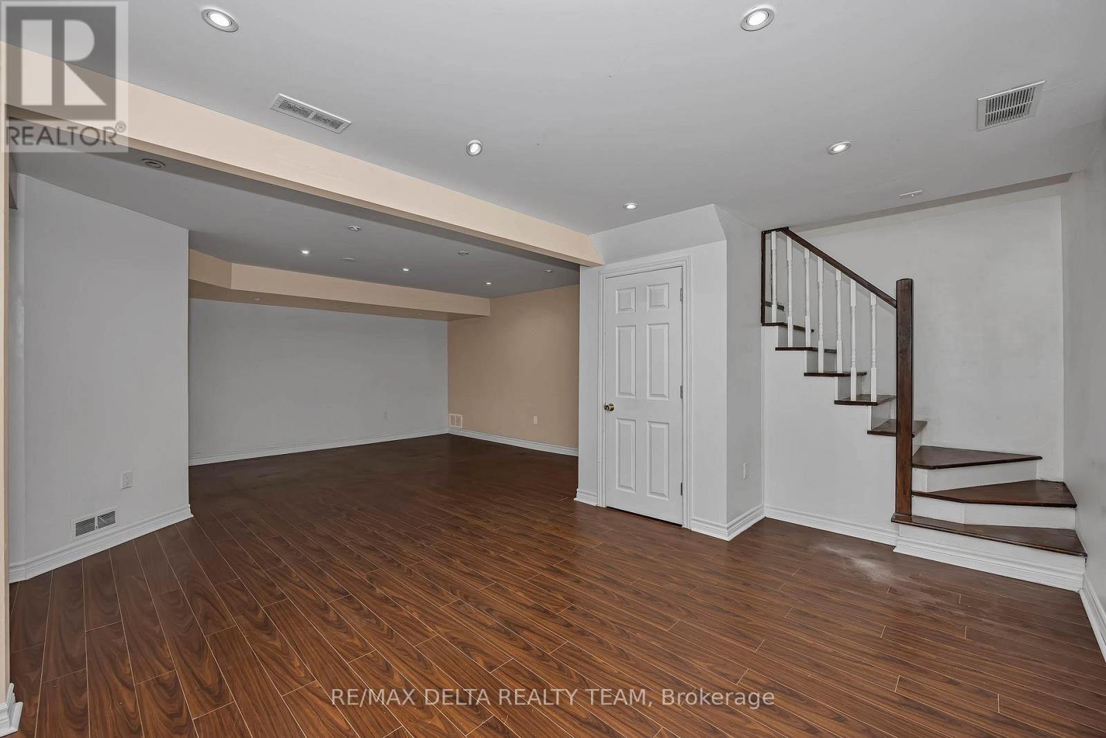 841 Balsam Drive, Ottawa, Ontario  K1E 1B8 - Photo 30 - X13464896