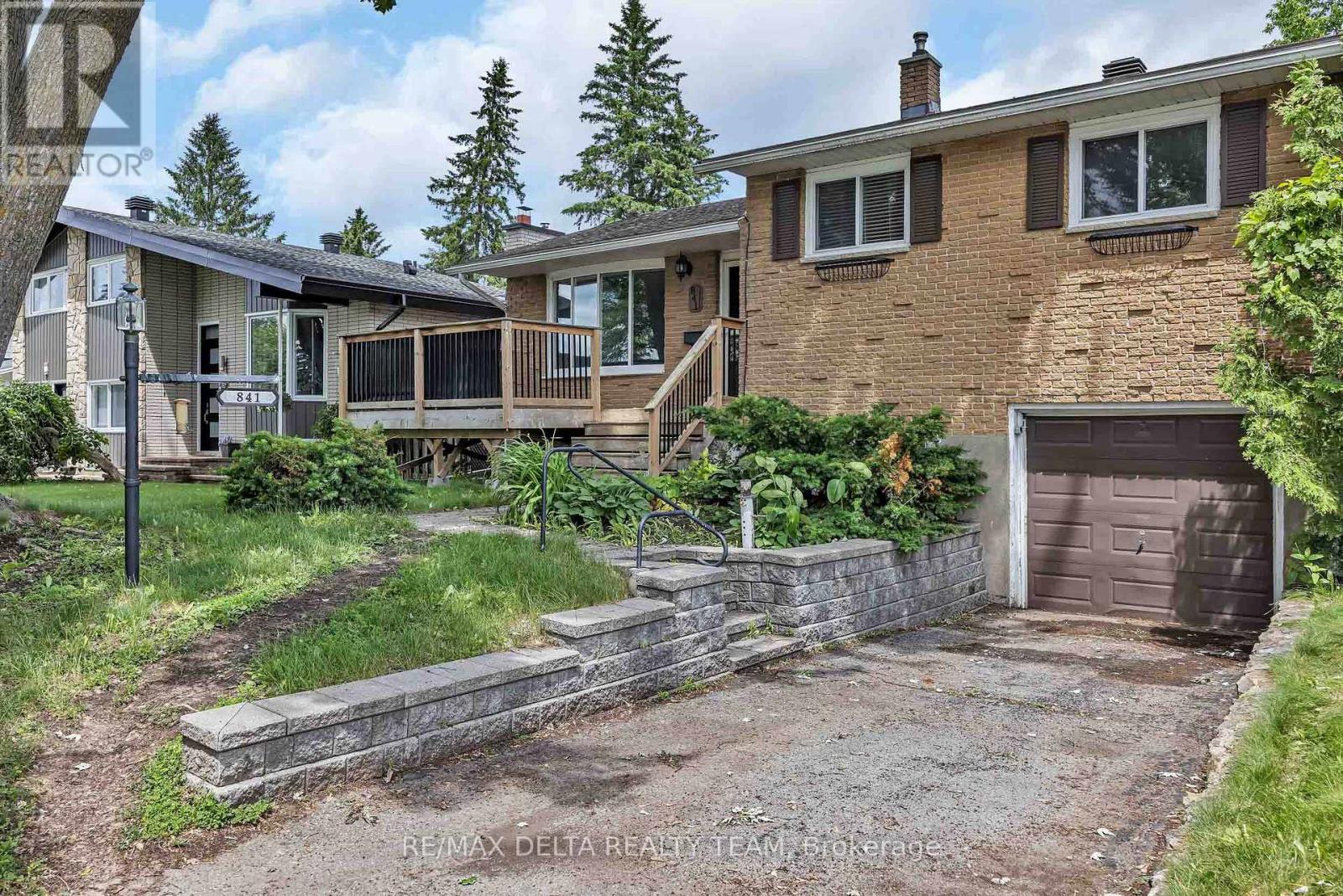 841 Balsam Drive, Ottawa, Ontario  K1E 1B8 - Photo 5 - X13464896
