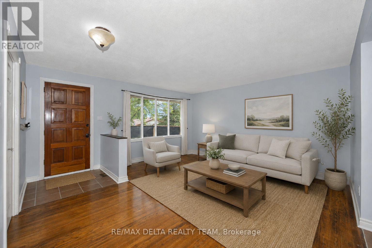 841 Balsam Drive, Ottawa, Ontario  K1E 1B8 - Photo 6 - X13464896