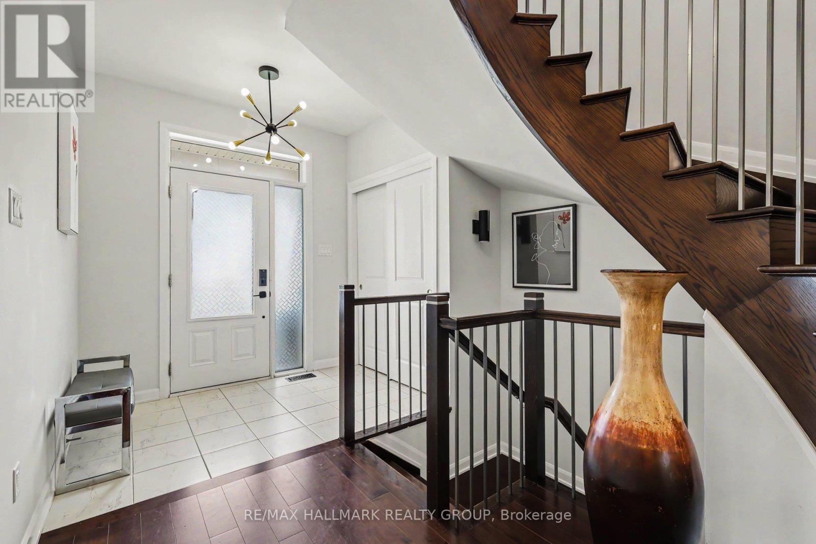 129 Robin Easey Avenue, Ottawa, Ontario  K2J 6V4 - Photo 3 - X13465056