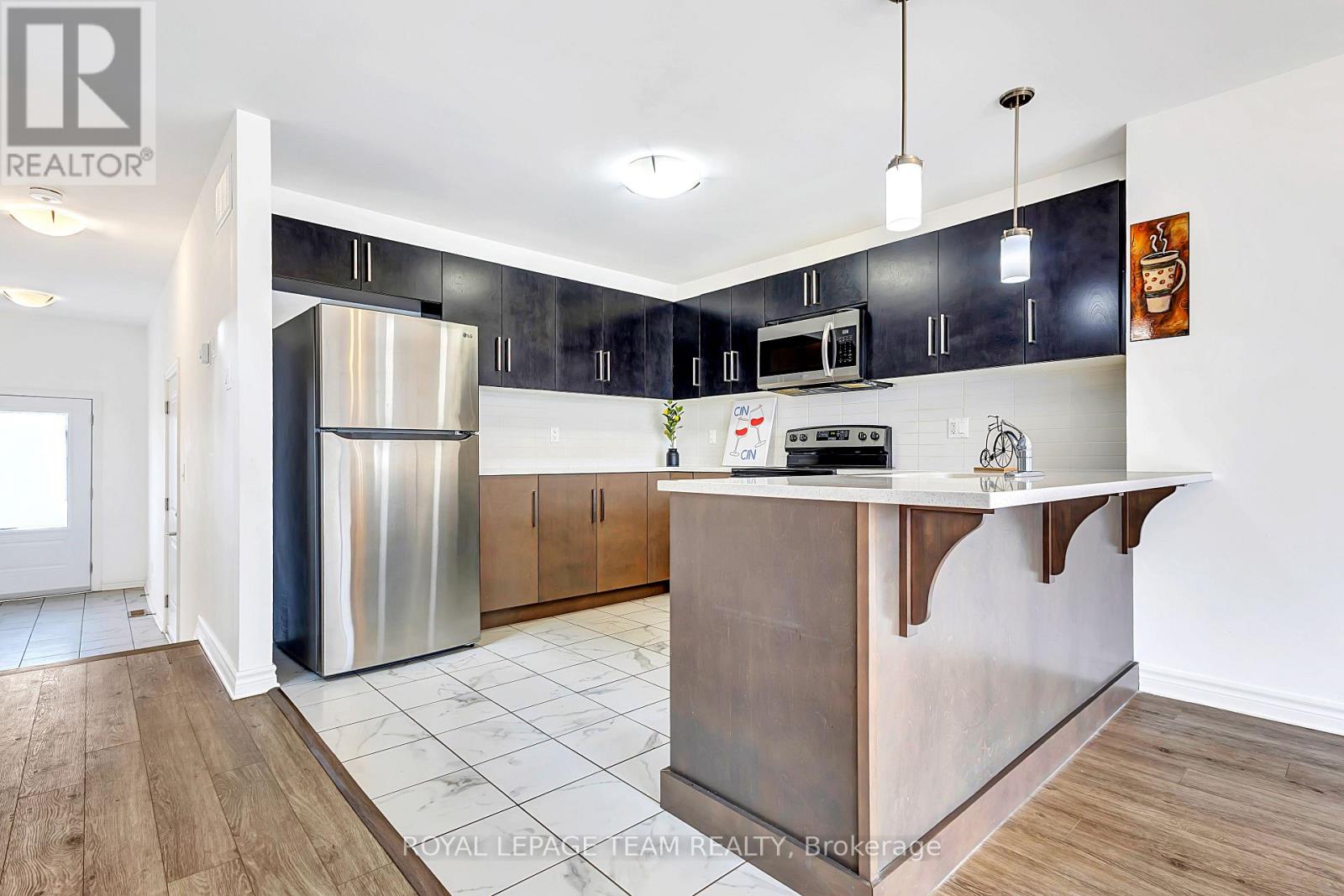 126 Dowdall Circle, Carleton Place, Ontario  K7C 0S4 - Photo 6 - X13465074
