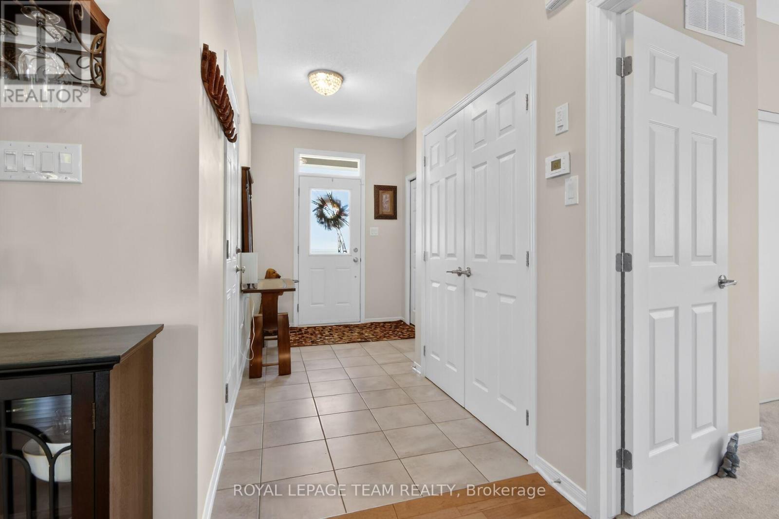 233 Edey Street, Arnprior, Ontario  K7S 0G3 - Photo 4 - X13465106