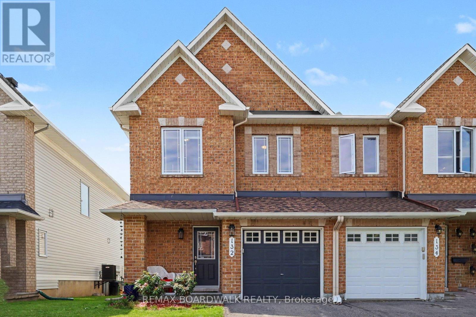 132 MONTMORENCY WAY, Ottawa, Ontario