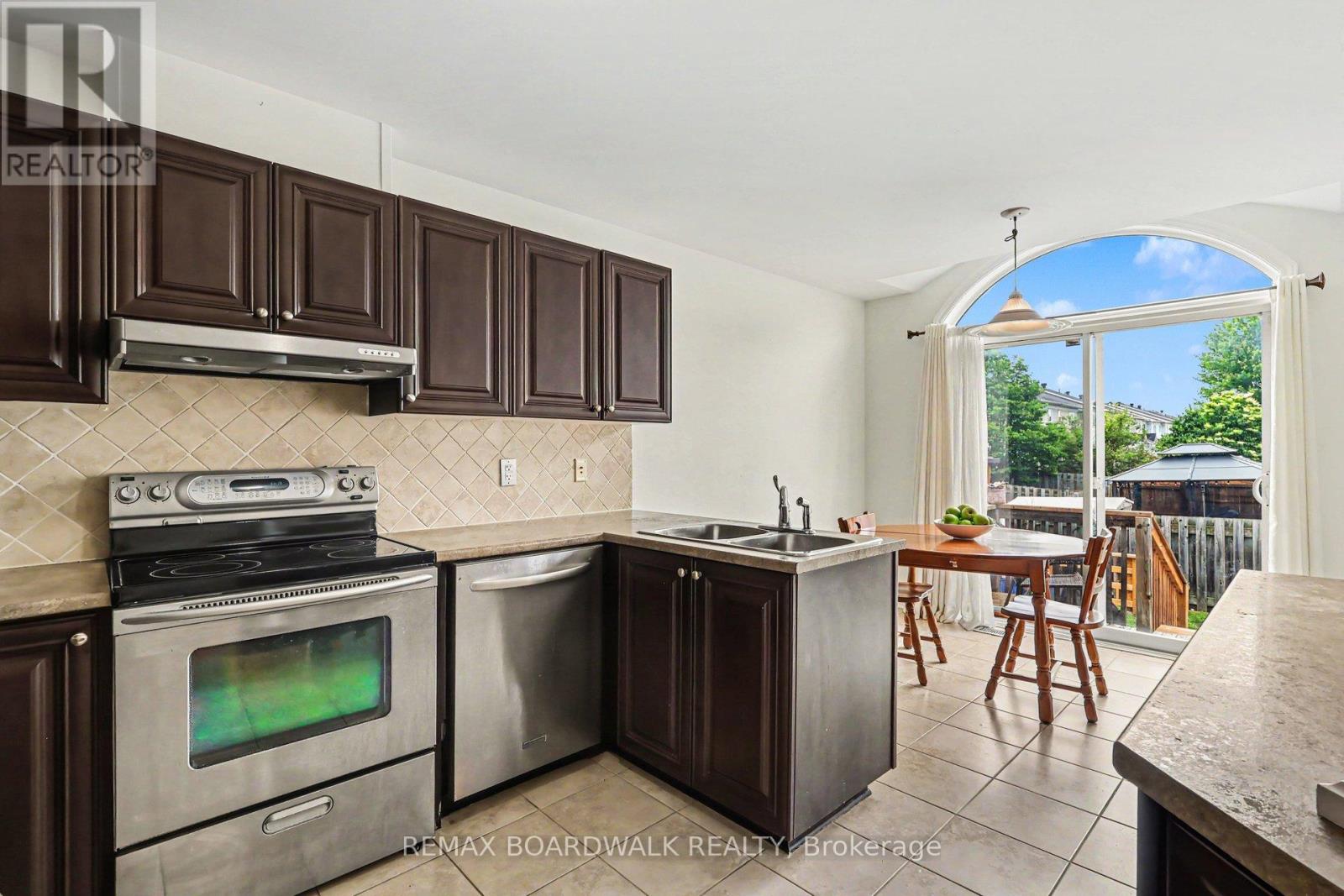 132 Montmorency Way, Ottawa, Ontario  K4A 0J2 - Photo 15 - X13465320