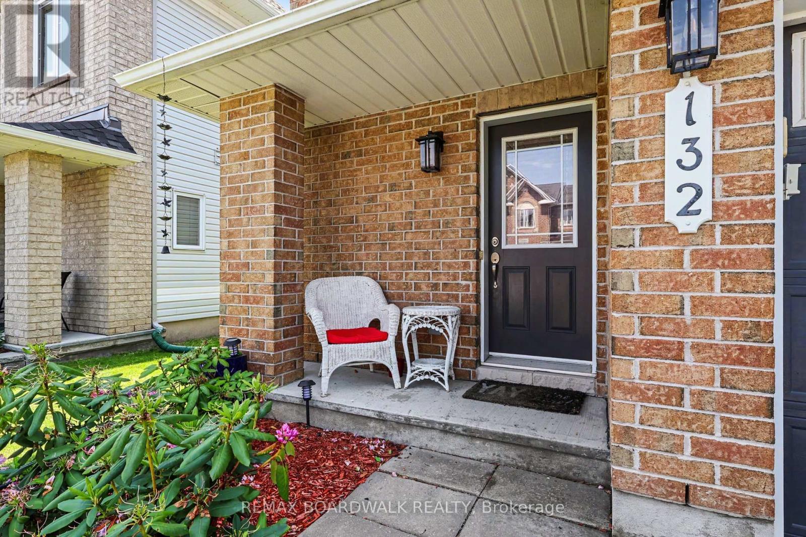 132 Montmorency Way, Ottawa, Ontario  K4A 0J2 - Photo 2 - X13465320