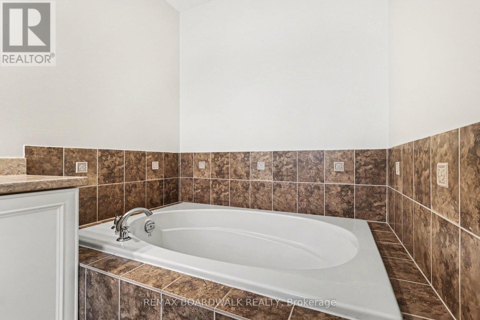 132 Montmorency Way, Ottawa, Ontario  K4A 0J2 - Photo 23 - X13465320