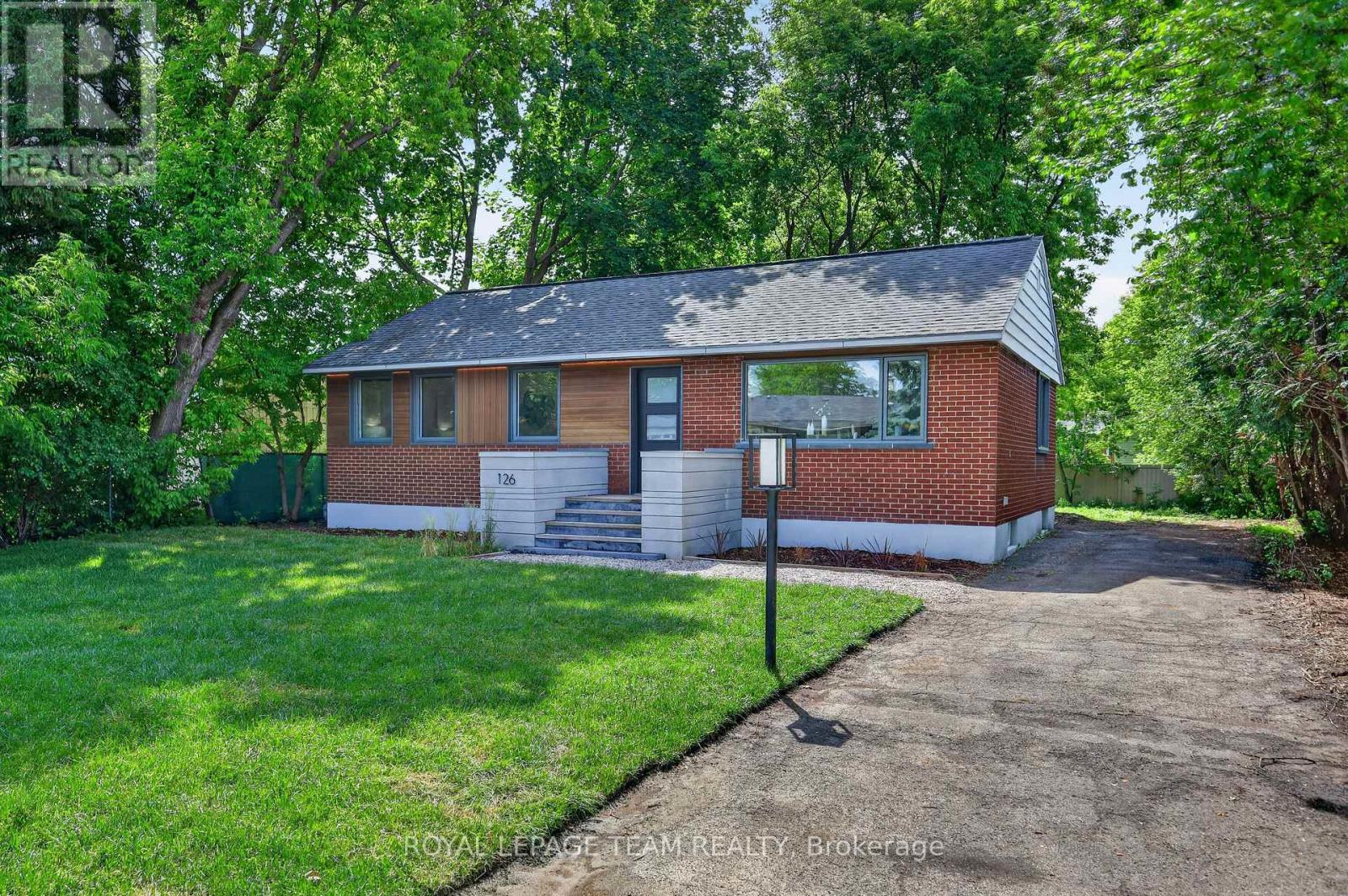 126 David Drive, Ottawa, Ontario  K2G 2N9 - Photo 4 - X13465594
