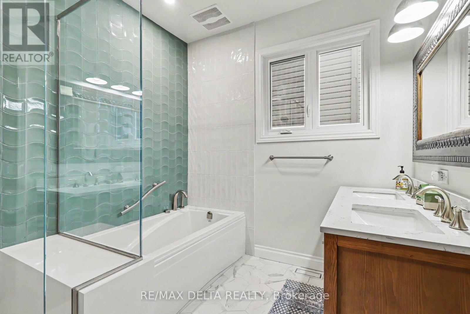 604 Valin Street, Ottawa, Ontario  K4A 3L9 - Photo 23 - X13465658