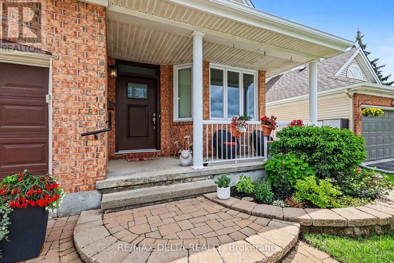 604 Valin Street, Ottawa, Ontario  K4A 3L9 - Photo 4 - X13465658