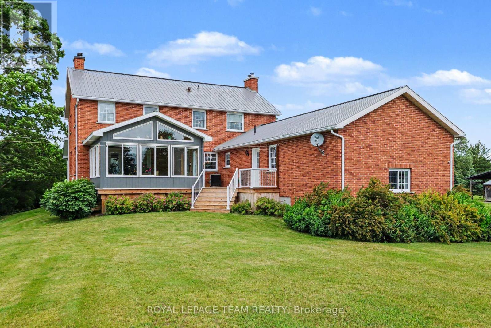 10546 Broken Second Road, South Dundas, Ontario  K0E 1K0 - Photo 4 - X13465664