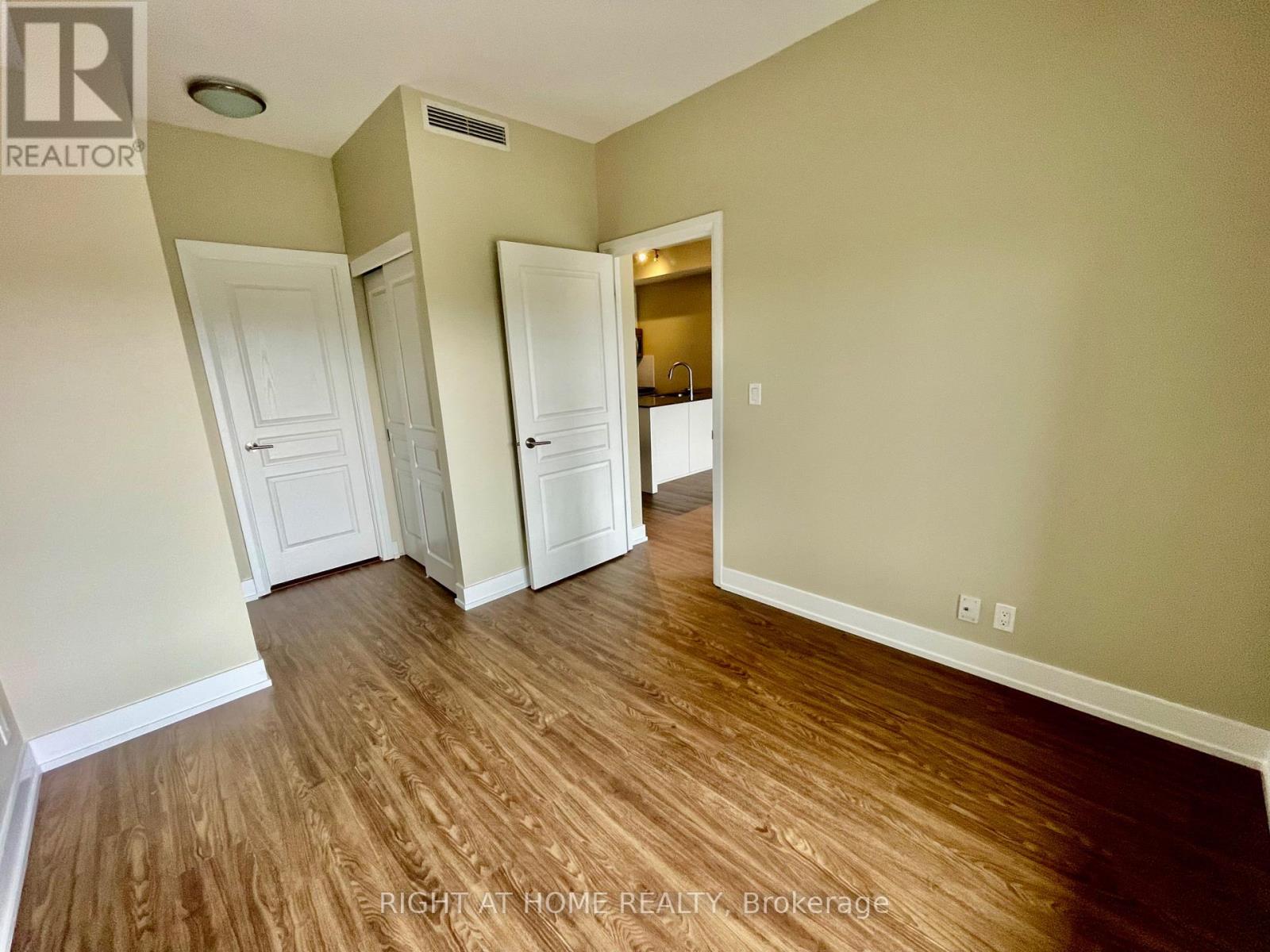 708 - 118 Holmwood Avenue, Ottawa, Ontario  K1S 5J5 - Photo 10 - X13465728