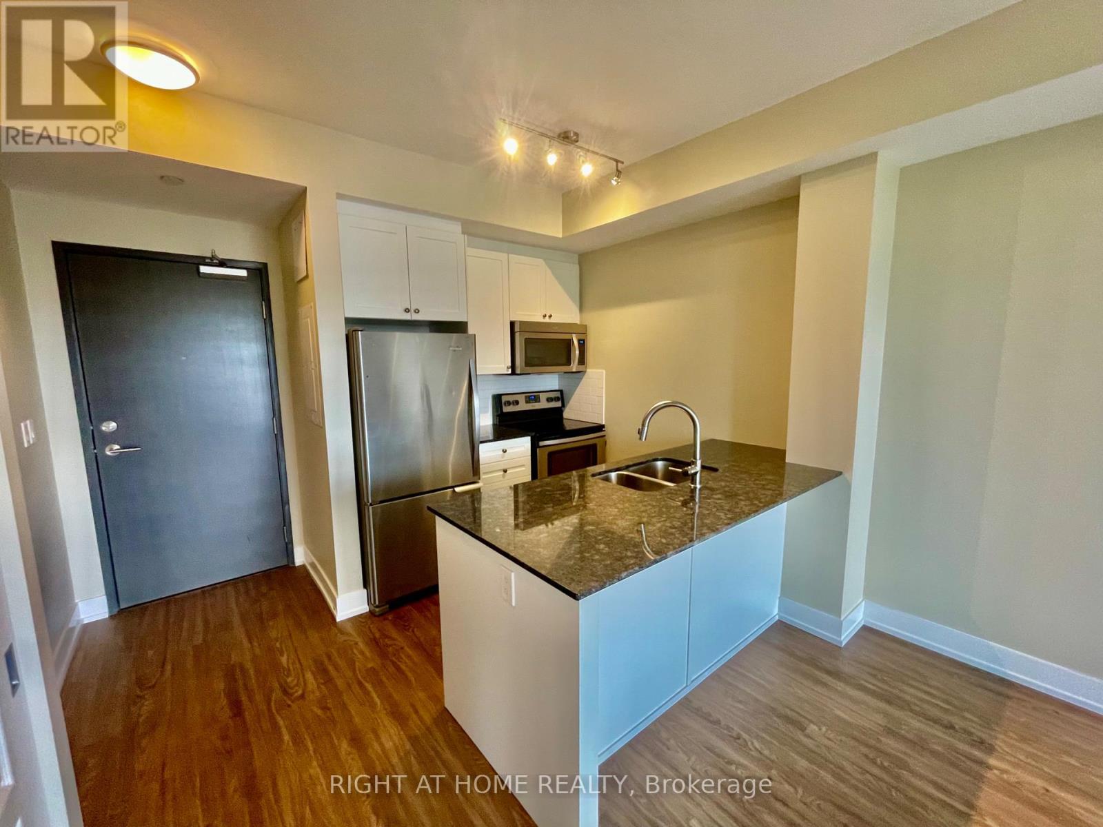 708 - 118 Holmwood Avenue, Ottawa, Ontario  K1S 5J5 - Photo 6 - X13465728