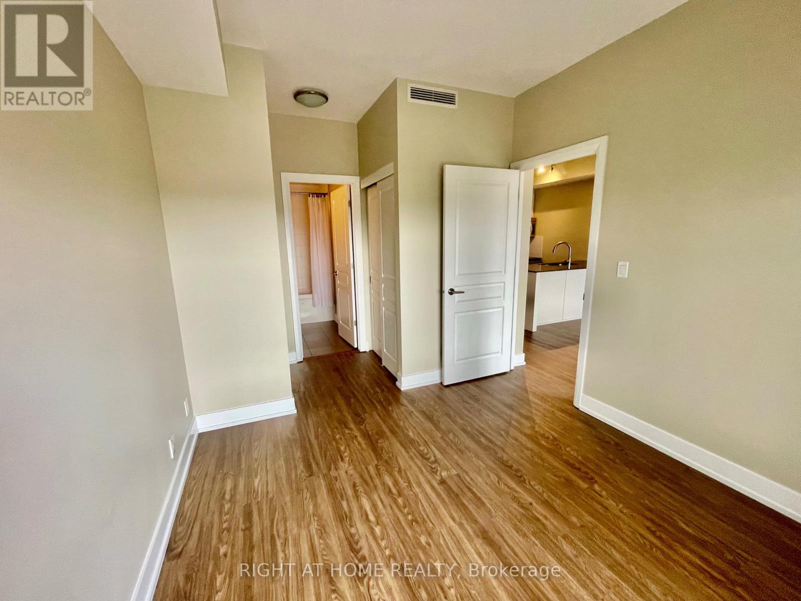 708 - 118 Holmwood Avenue, Ottawa, Ontario  K1S 5J5 - Photo 9 - X13465728