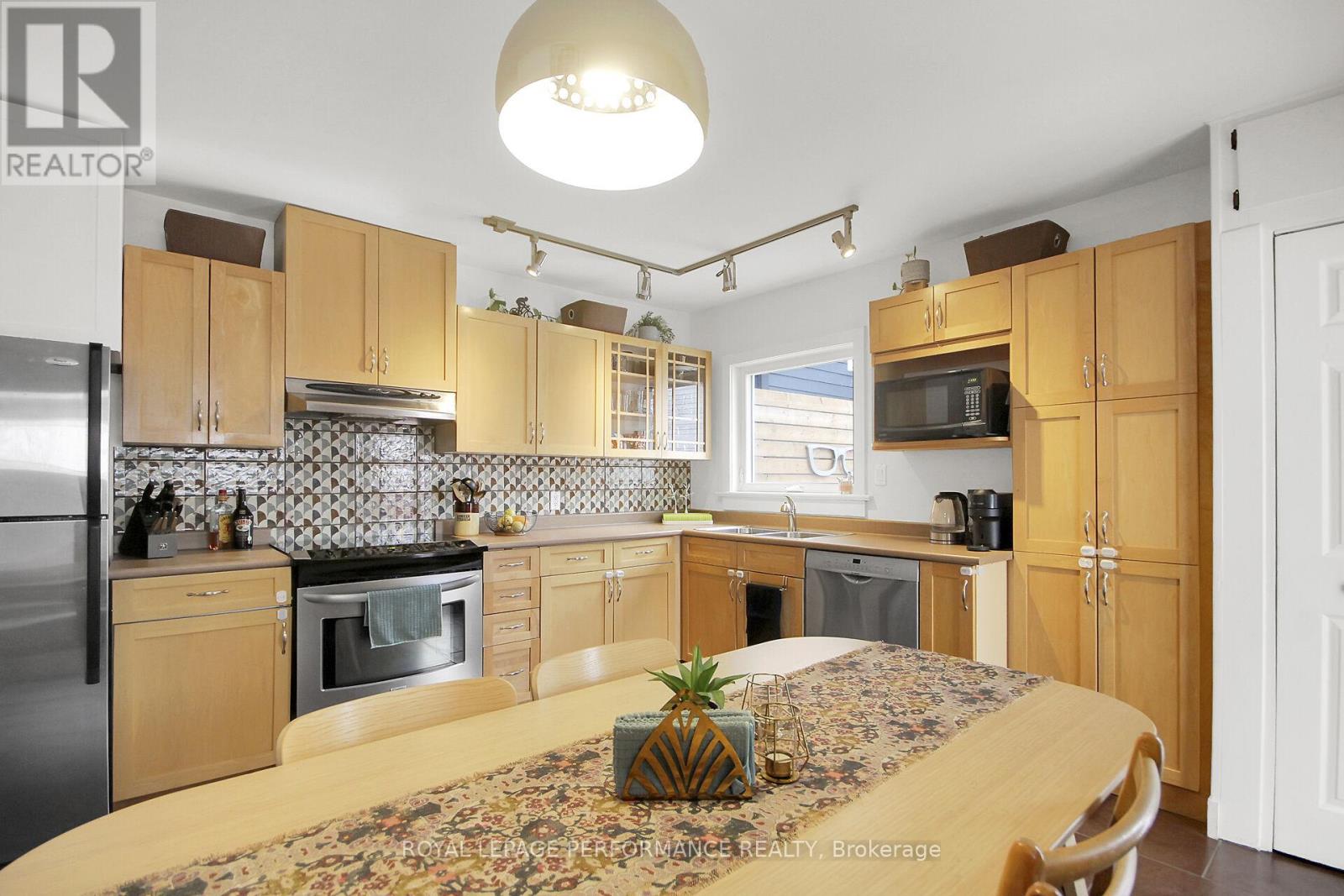 345 Tweedsmuir Avenue, Ottawa, Ontario  K1Z 5N3 - Photo 7 - X13465746