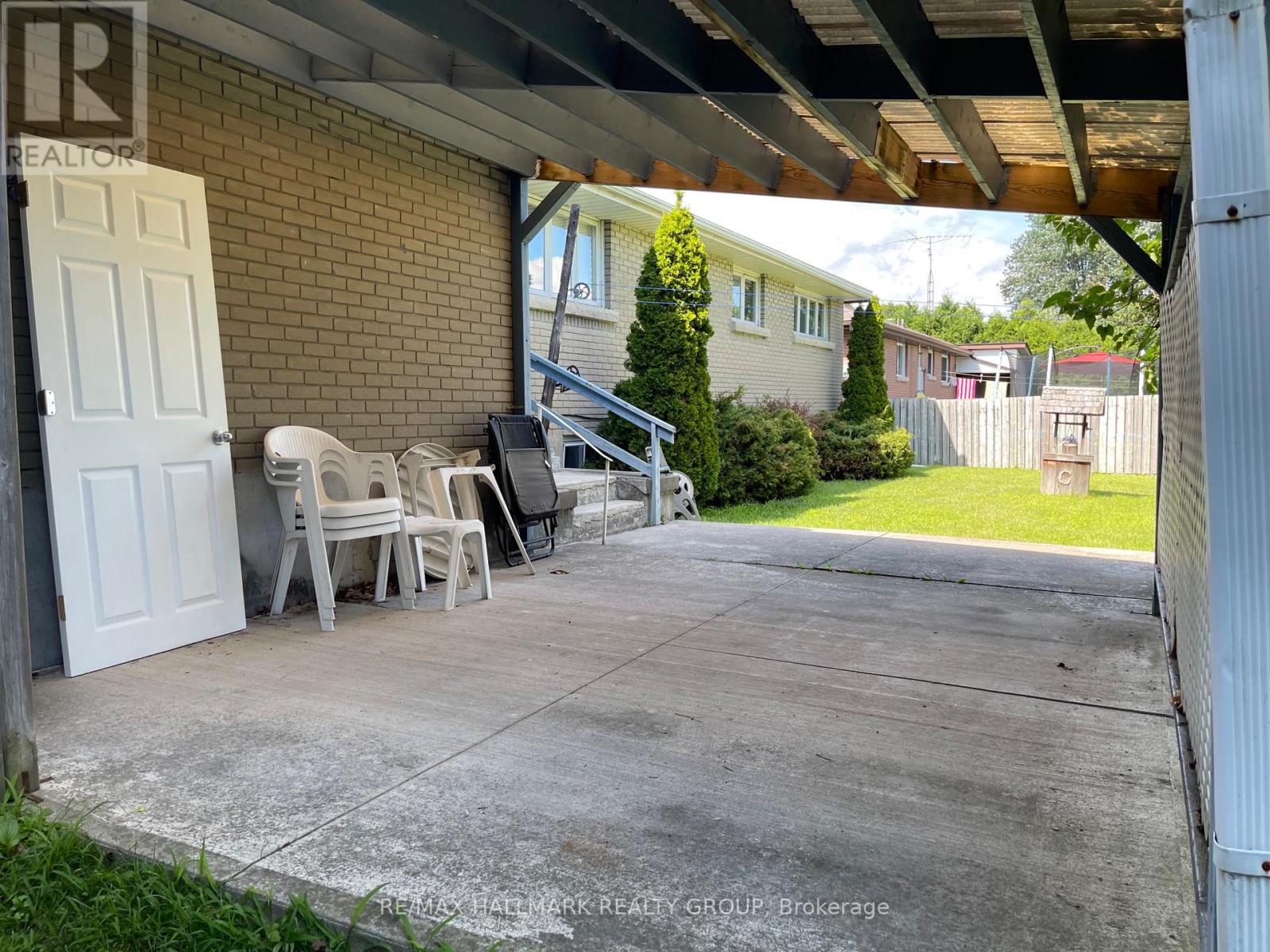 88 Hillcrest Drive, Brockville, Ontario  K6V 3J4 - Photo 3 - X13465756