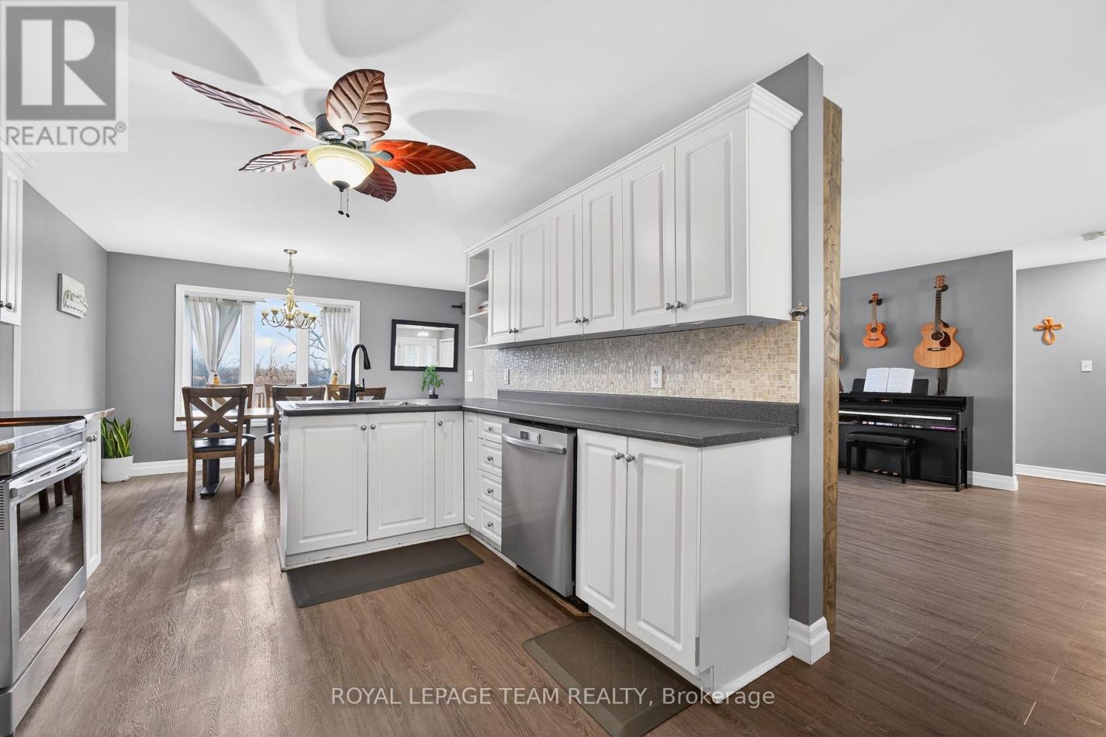 281 Bristow Dr Drive, Montague, Ontario  K7A 5B8 - Photo 19 - X13465820