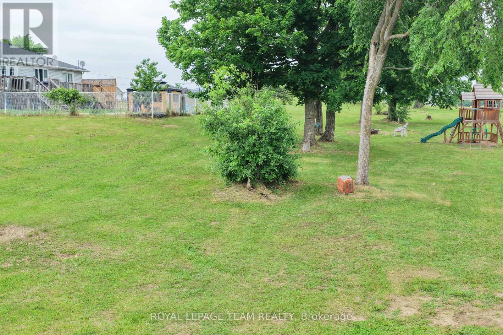 281 Bristow Dr Drive, Montague, Ontario  K7A 5B8 - Photo 5 - X13465820