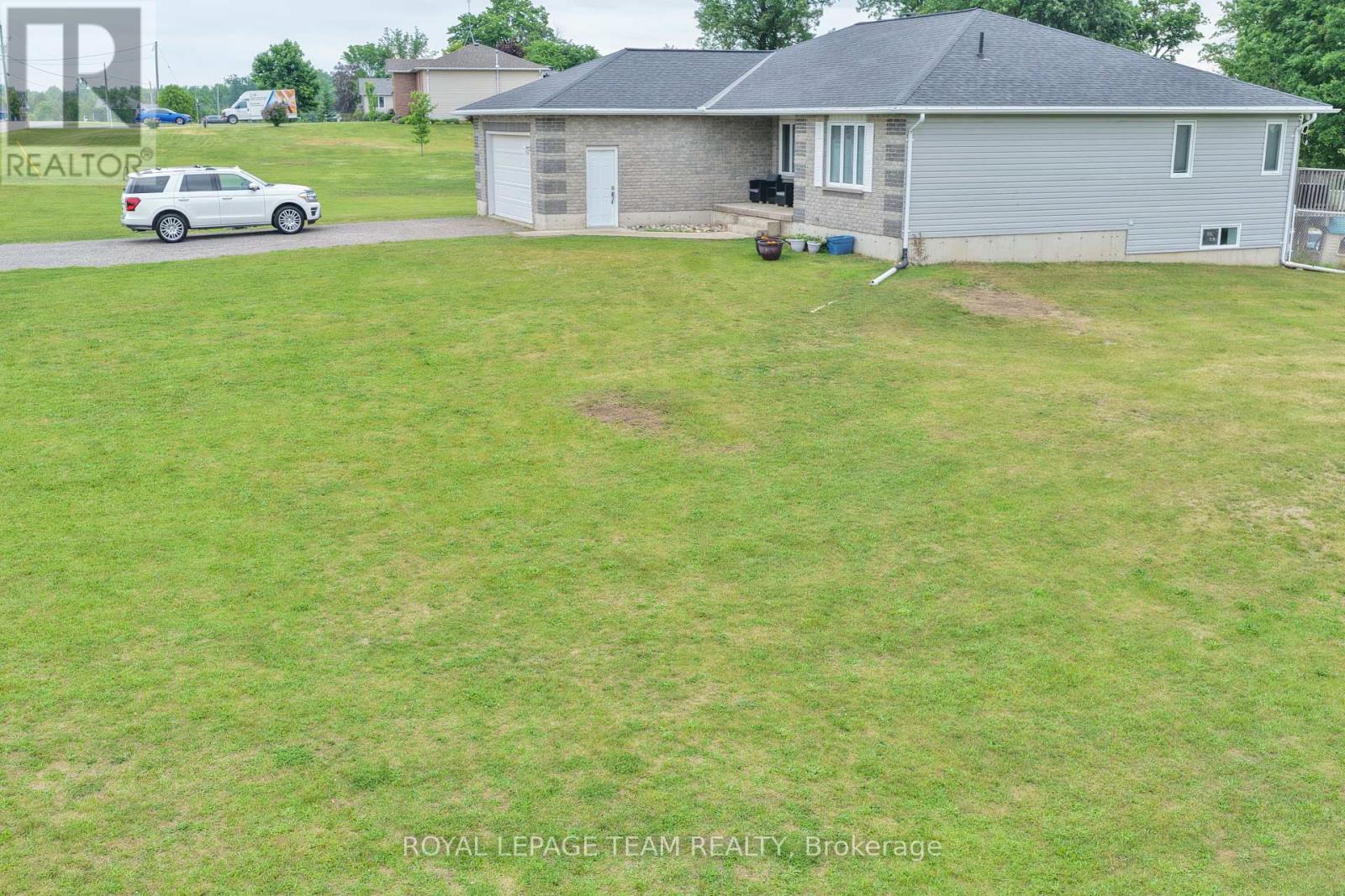 281 Bristow Dr Drive, Montague, Ontario  K7A 5B8 - Photo 7 - X13465820