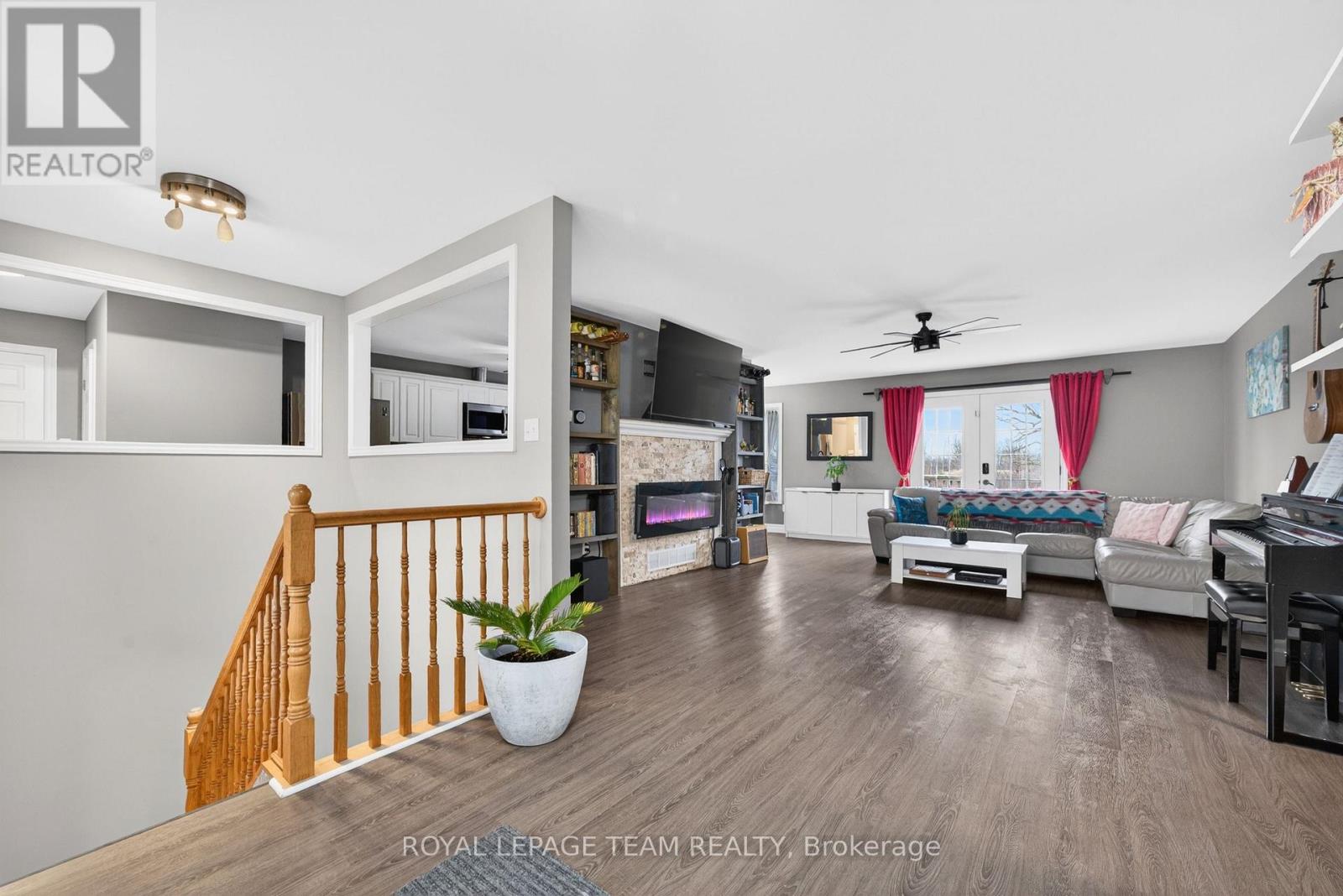 281 Bristow Dr Drive, Montague, Ontario  K7A 5B8 - Photo 9 - X13465820