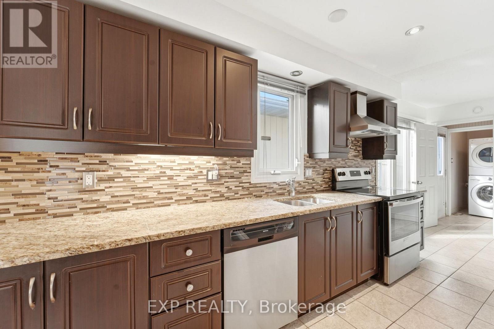 956 Gold Crescent, Ottawa, Ontario  K2B 8C5 - Photo 12 - X13465826