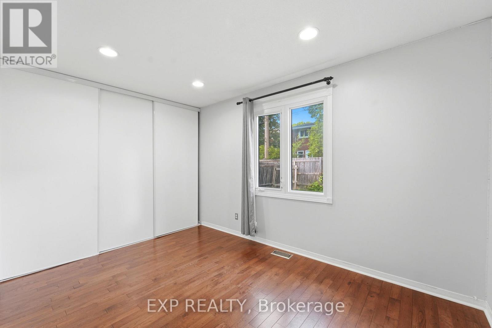 956 Gold Crescent, Ottawa, Ontario  K2B 8C5 - Photo 18 - X13465826
