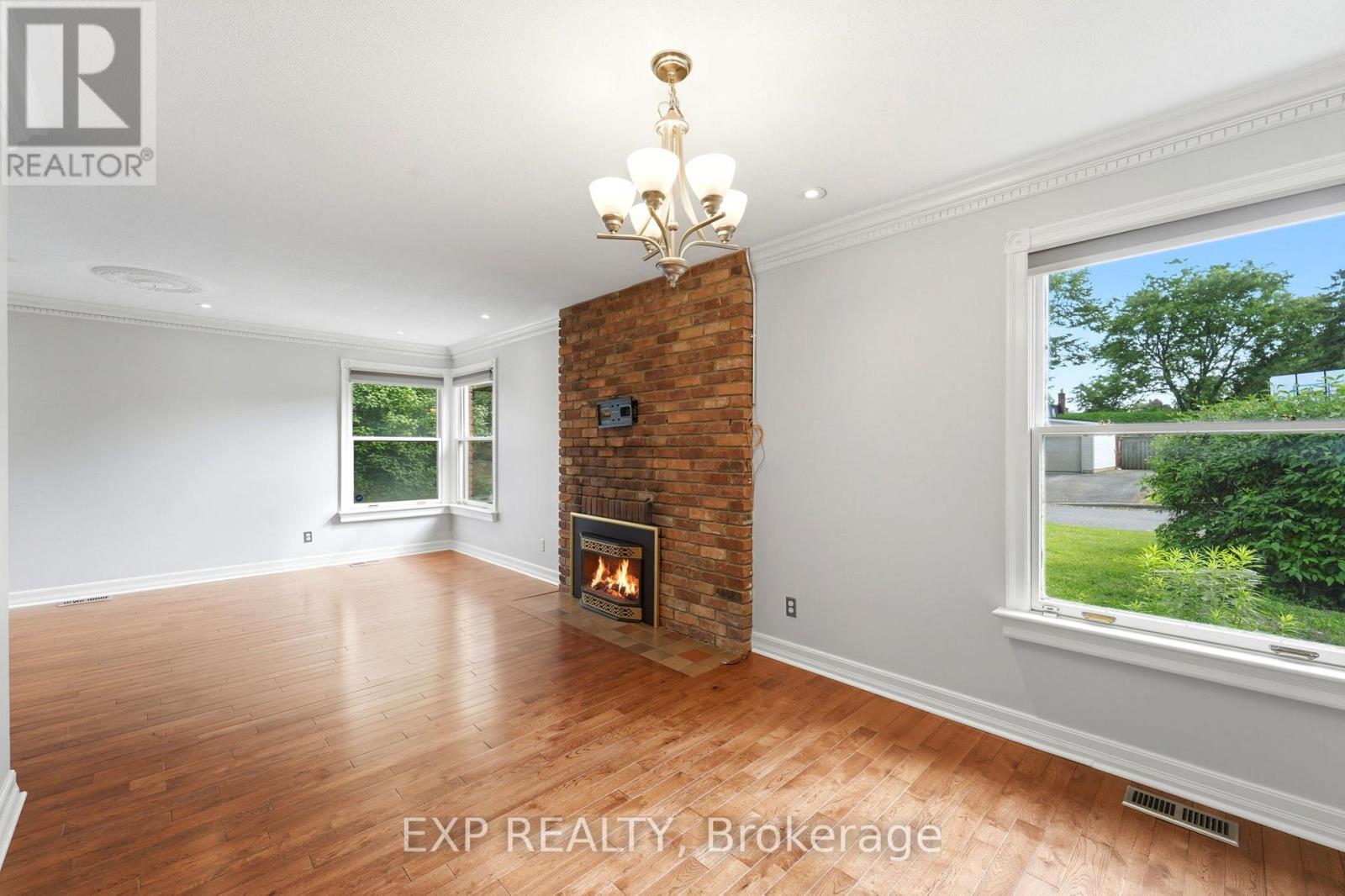 956 Gold Crescent, Ottawa, Ontario  K2B 8C5 - Photo 6 - X13465826