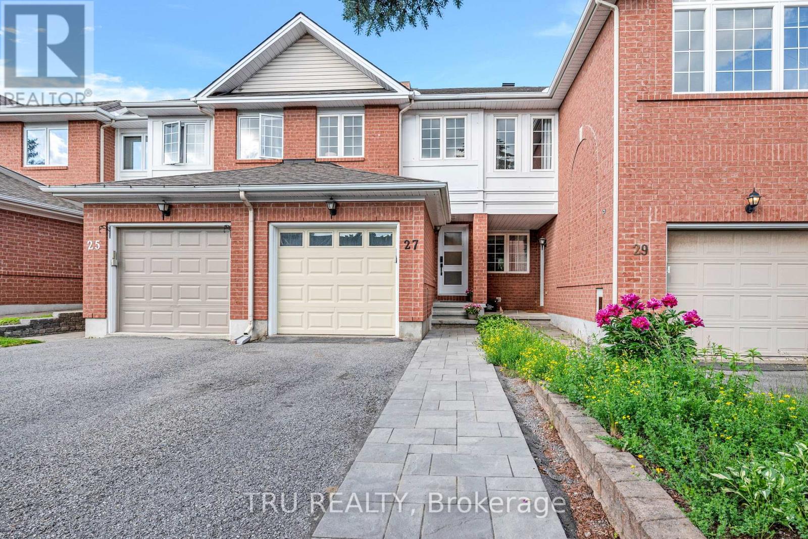 27 Celebration Street, Ottawa, Ontario  K2C 4A6 - Photo 1 - X13465992