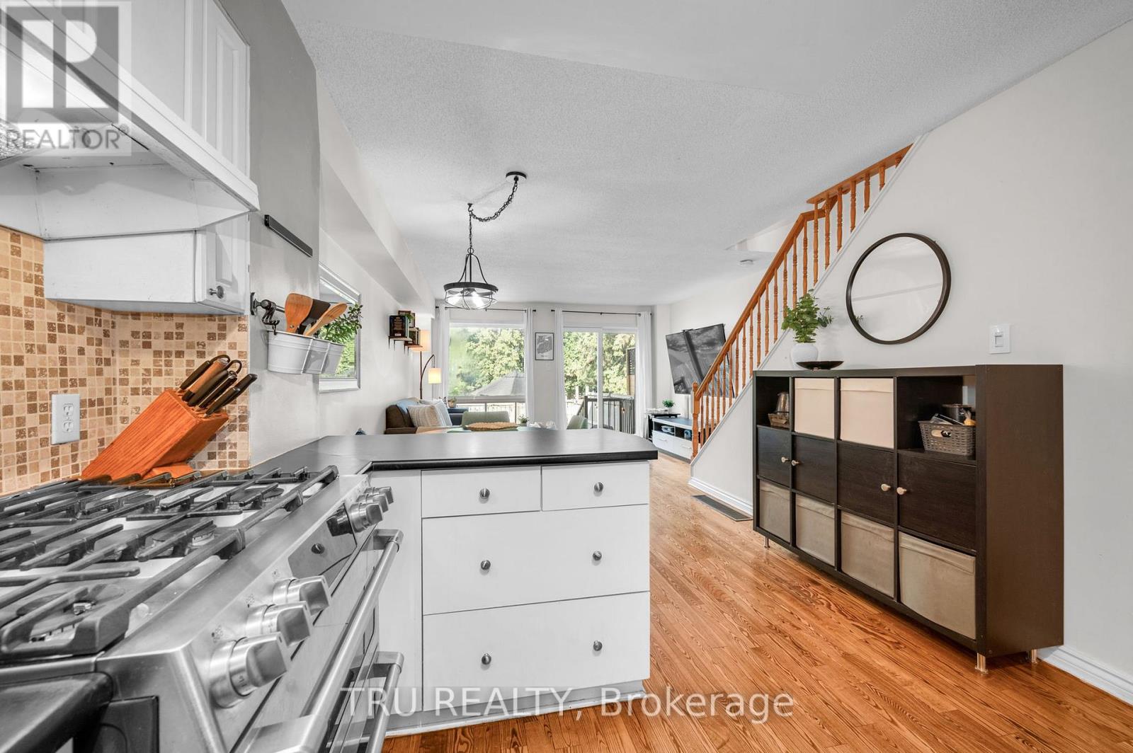 27 Celebration Street, Ottawa, Ontario  K2C 4A6 - Photo 10 - X13465992