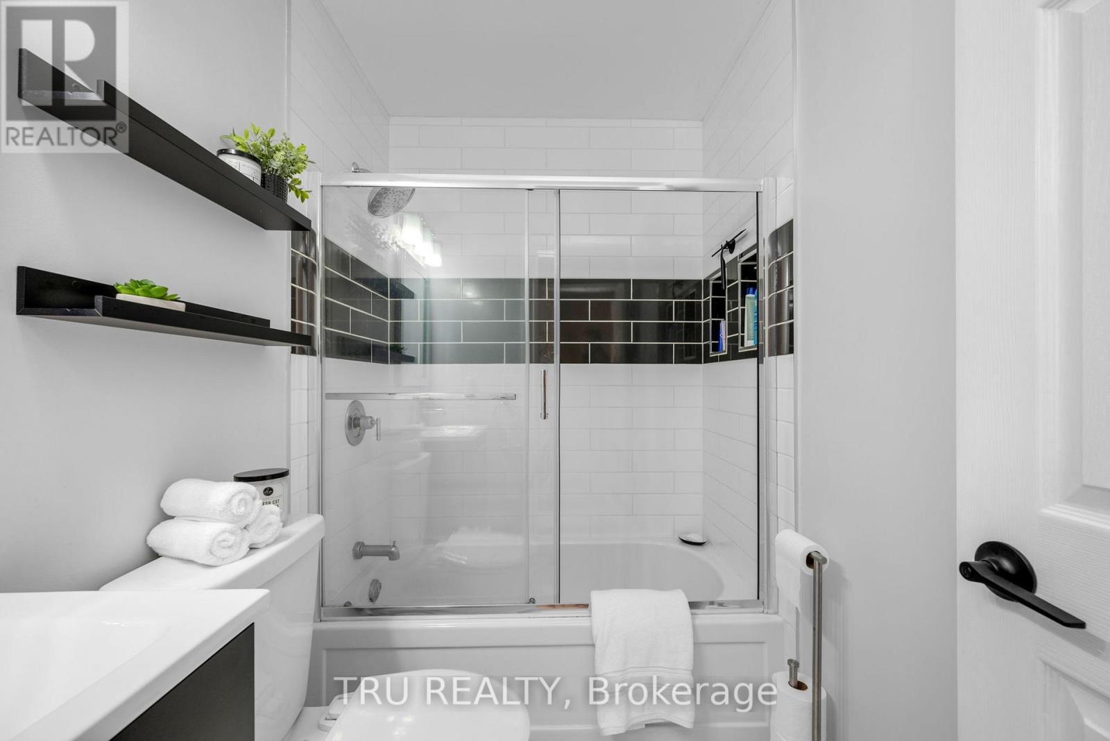 27 Celebration Street, Ottawa, Ontario  K2C 4A6 - Photo 32 - X13465992
