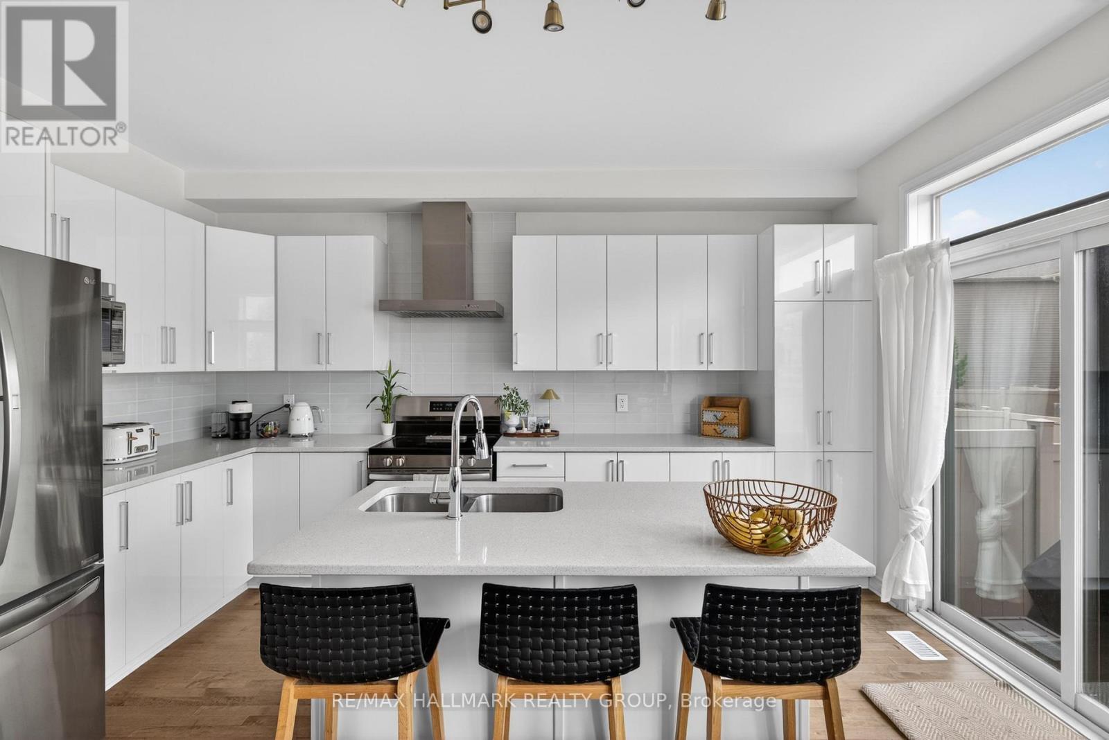 709 Samantha Eastop Avenue, Ottawa, Ontario  K2S 2A9 - Photo 10 - X13466000