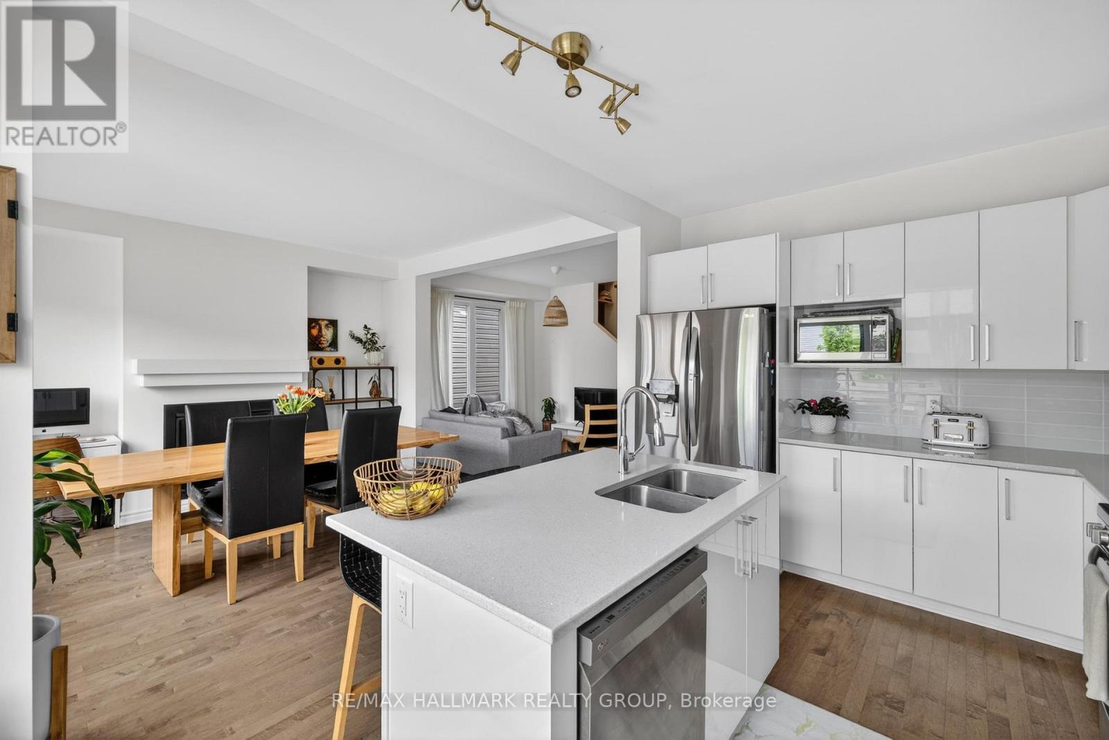 709 Samantha Eastop Avenue, Ottawa, Ontario  K2S 2A9 - Photo 13 - X13466000