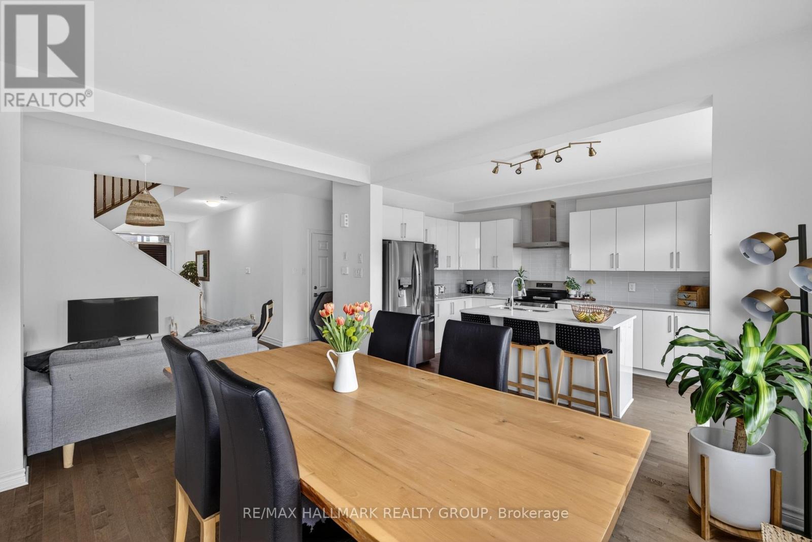709 Samantha Eastop Avenue, Ottawa, Ontario  K2S 2A9 - Photo 7 - X13466000