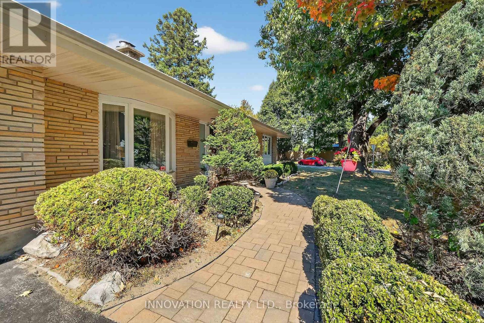 1951 Garfield Avenue, Ottawa, Ontario  K2C 0W7 - Photo 2 - X13466040