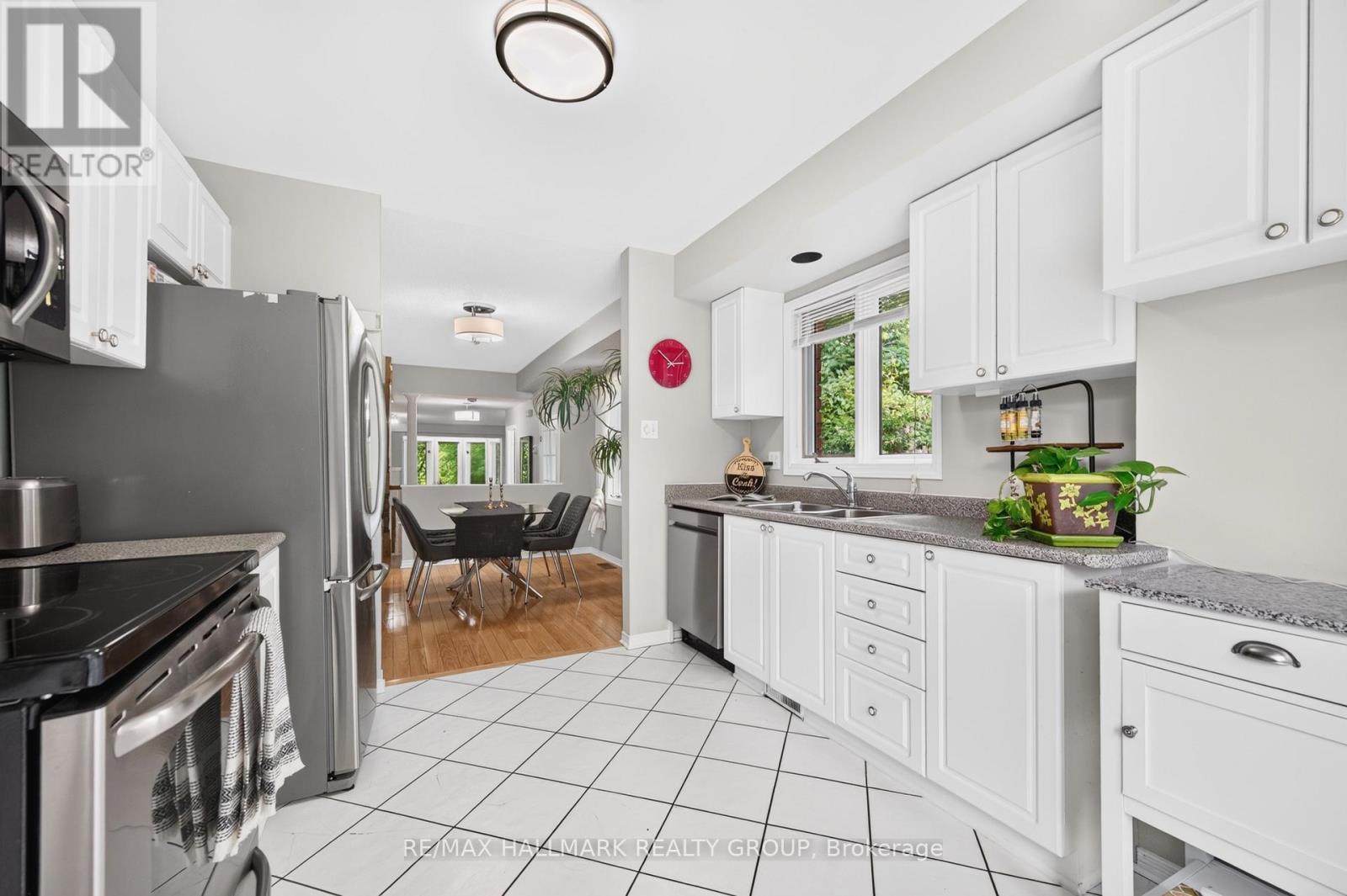 2 - 2949 Richmond Road, Ottawa, Ontario  K2B 6S6 - Photo 16 - X13466092