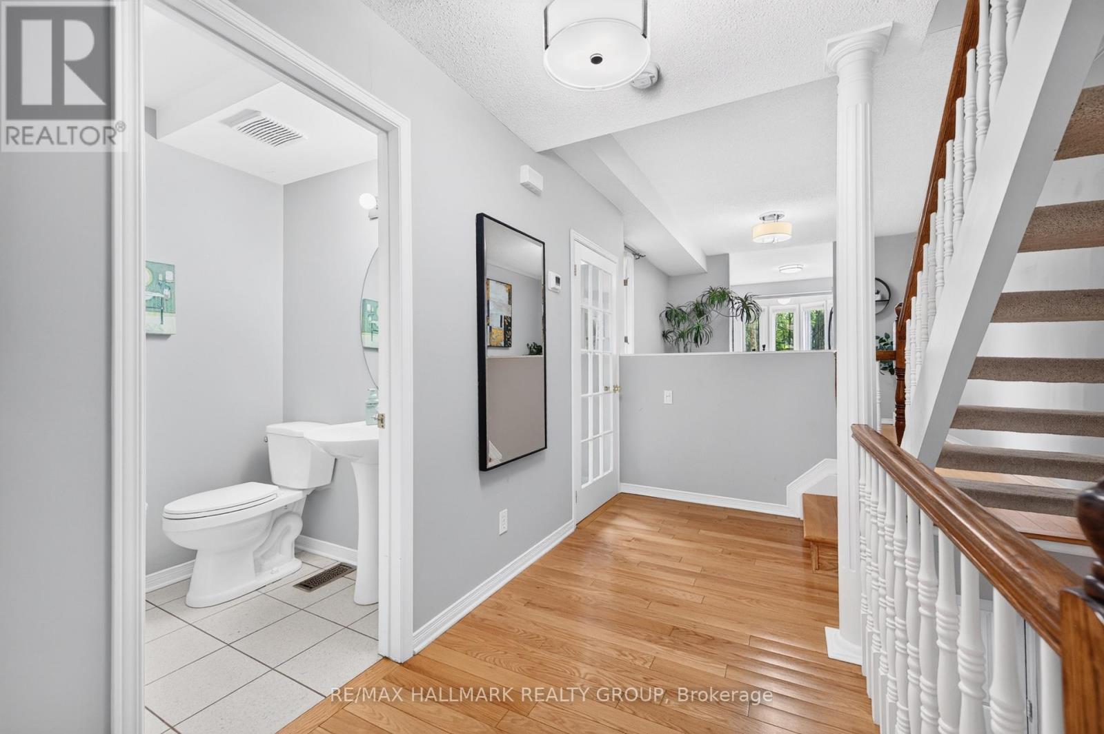2 - 2949 Richmond Road, Ottawa, Ontario  K2B 6S6 - Photo 5 - X13466092