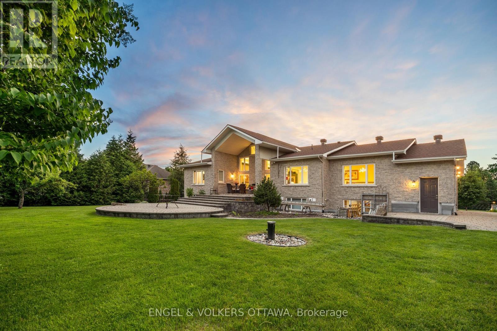1562 Lakeshore Drive, Ottawa, Ontario  K4P 1G9 - Photo 39 - X13466112