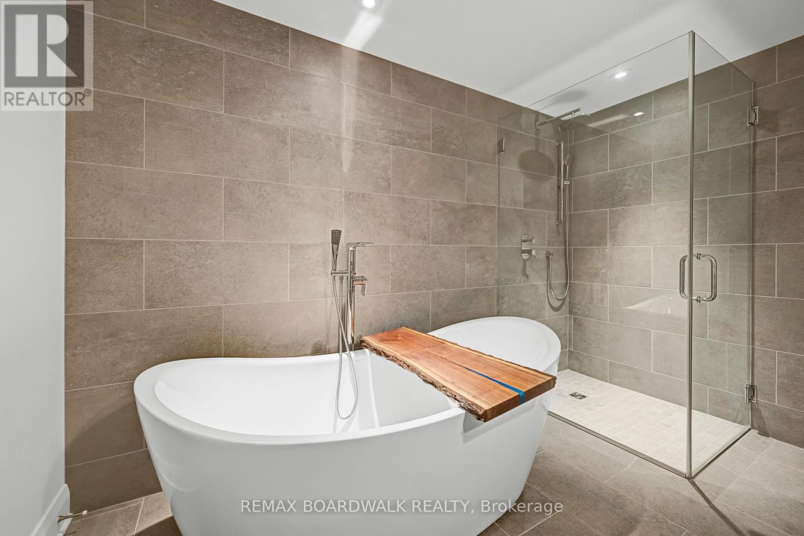 205 Westar Farm Way, Ottawa, Ontario  K0A 1B0 - Photo 24 - X13466232