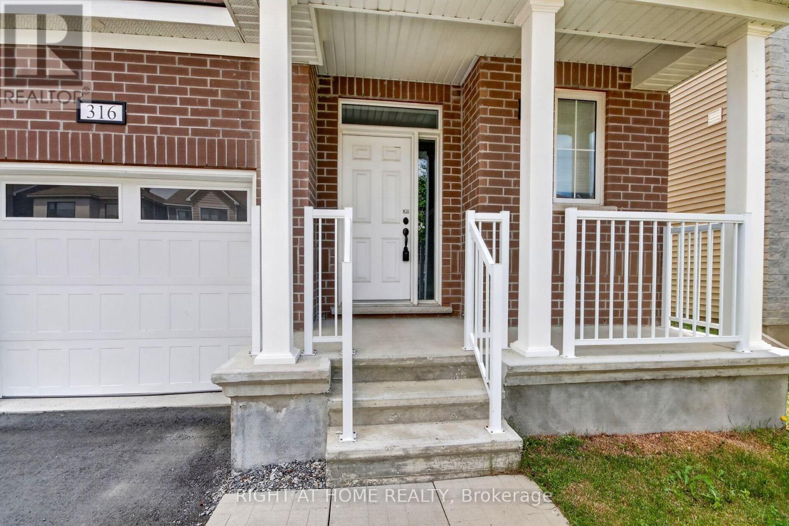 316 Crossway Terrace, Ottawa, Ontario  K2S 3A8 - Photo 2 - X13466234
