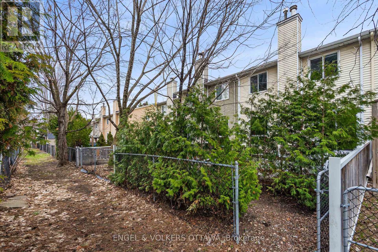 1152 Des Forets Avenue, Ottawa, Ontario  K1C 5K6 - Photo 32 - X13466420