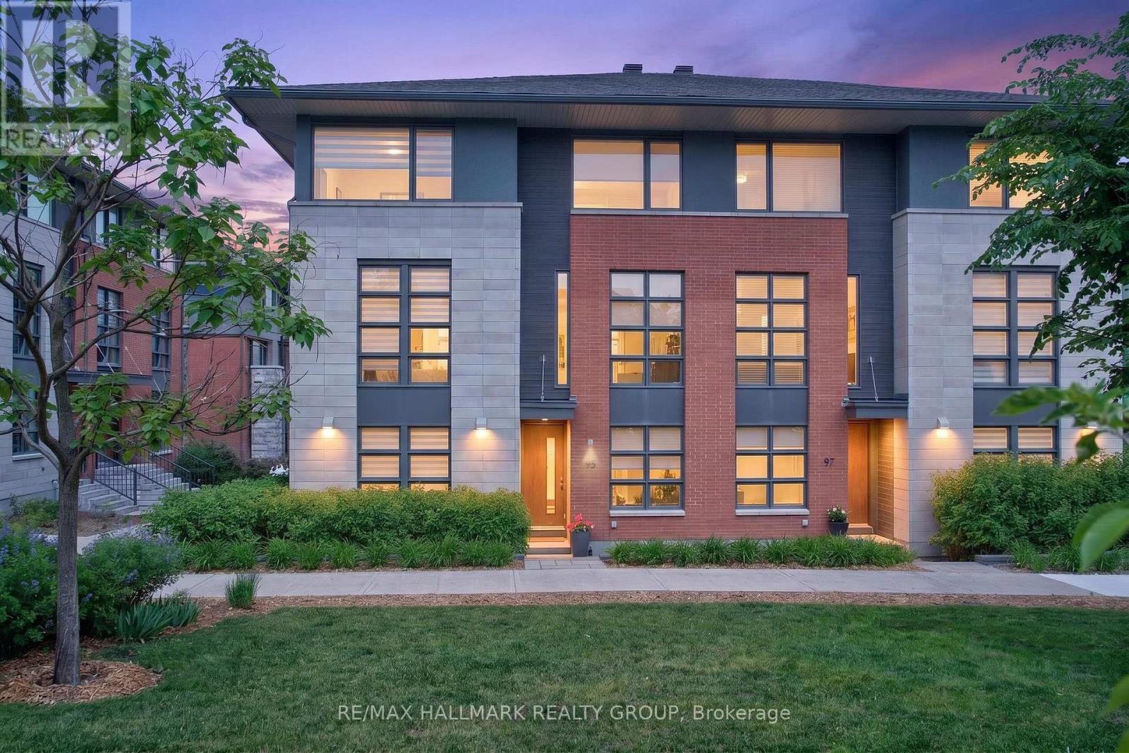 95 Oblats Avenue, Ottawa, Ontario  K1S 5W1 - Photo 1 - X13466518