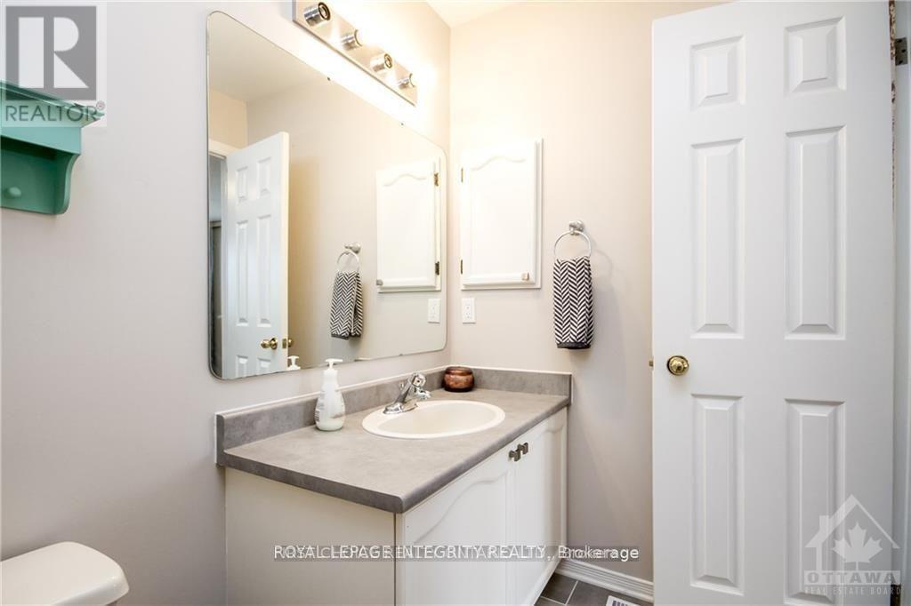 15 Peterson Place, Ottawa, Ontario  K2L 4A8 - Photo 18 - X13466584