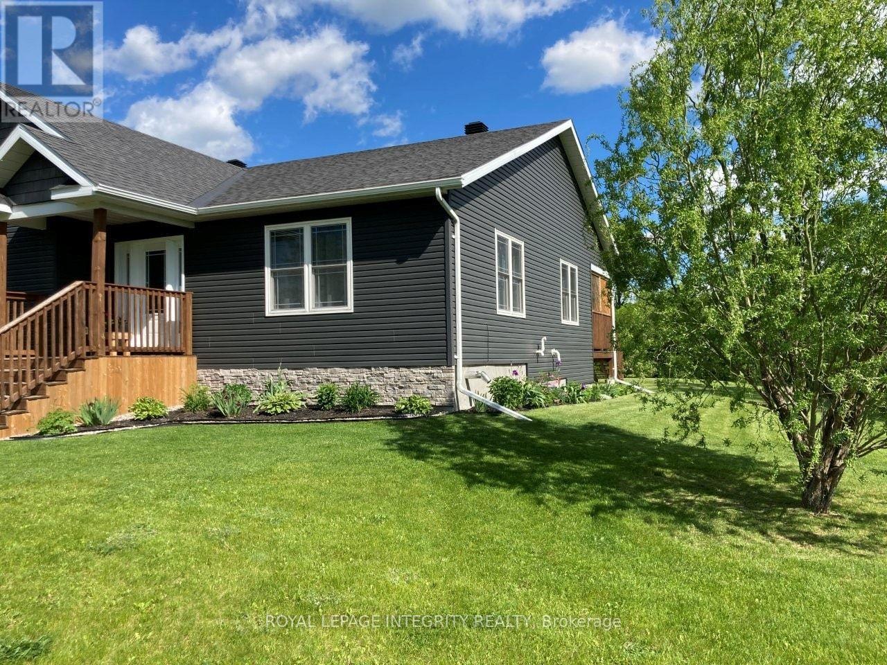 165 Bristow Drive, Montague, Ontario  K7A 5B8 - Photo 4 - X13466652