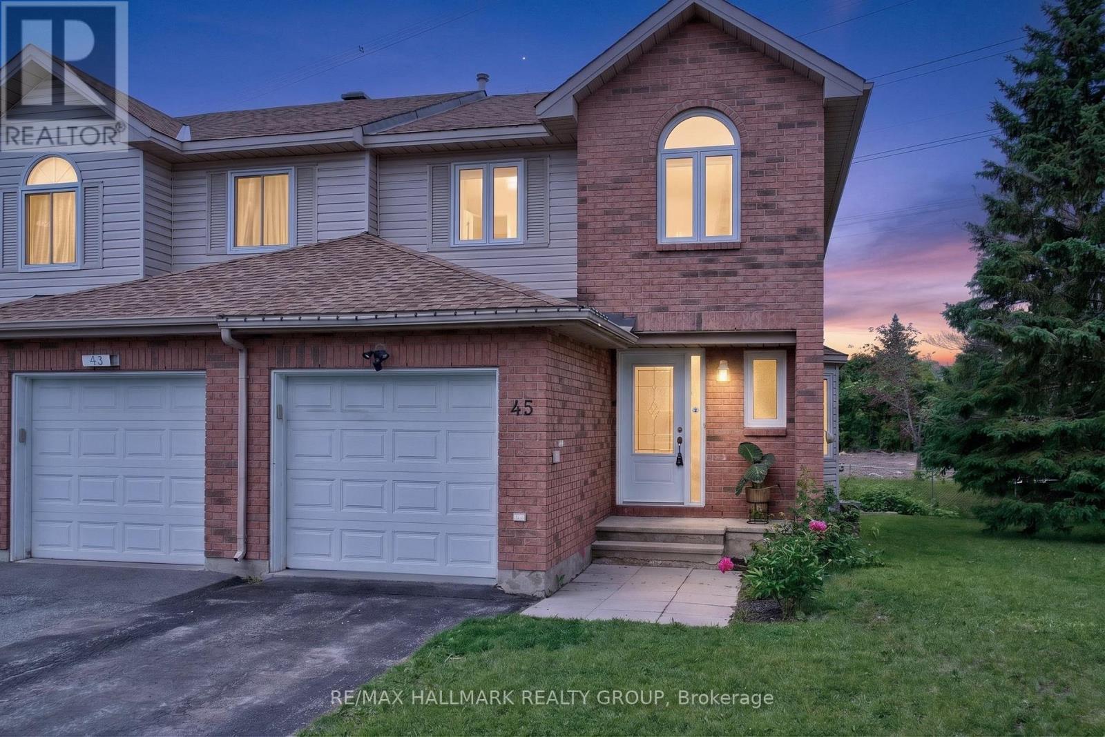 45 Birchbank Crescent, Ottawa, Ontario  K2M 2J8 - Photo 1 - X13466718