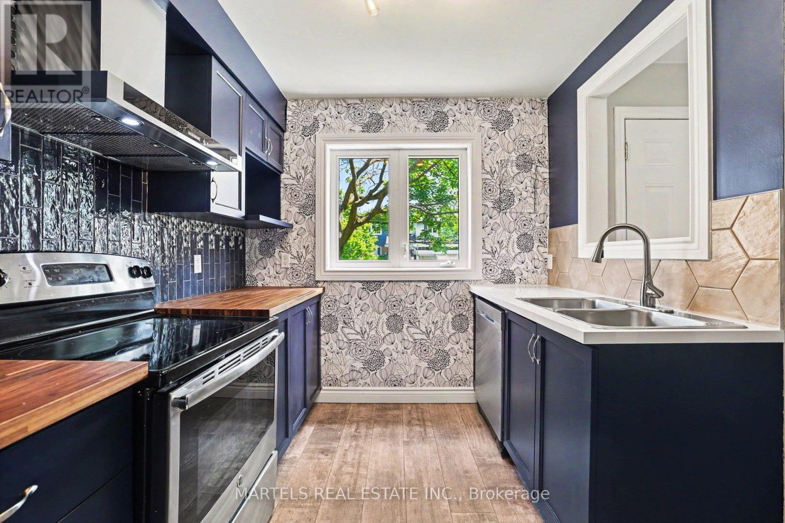 1374 Cedarcroft Crescent, Ottawa, Ontario  K1B 5C9 - Photo 5 - X13466756
