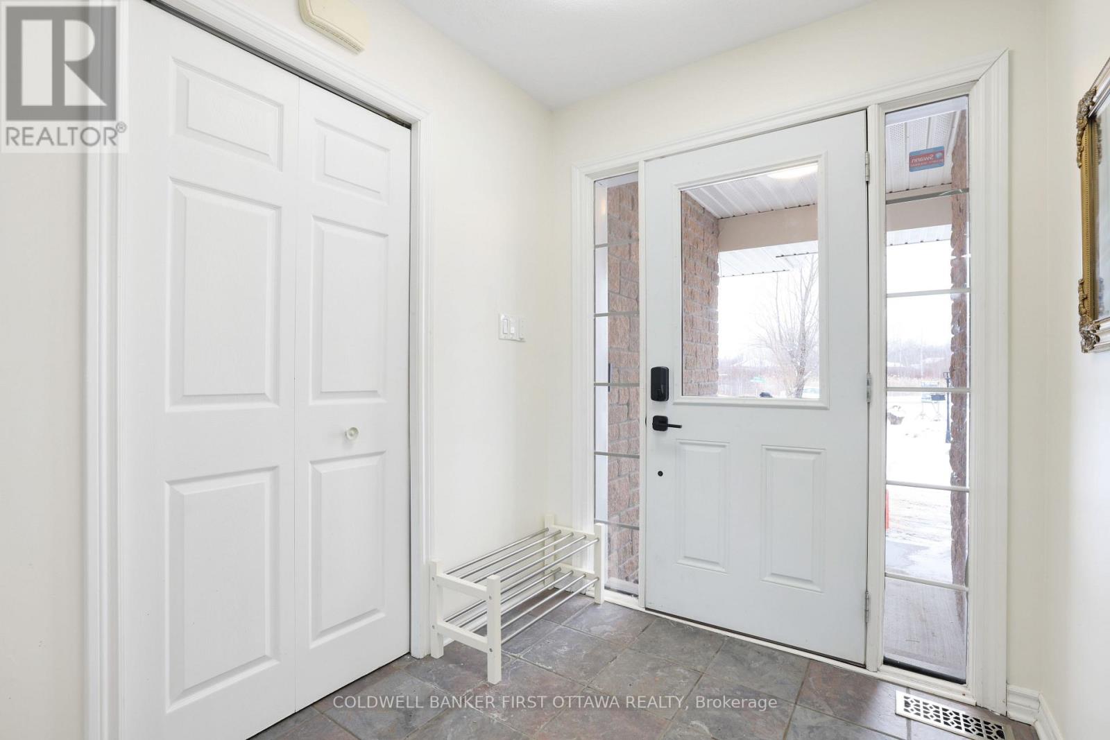 11 Rideau Crossing Crescent, North Grenville, Ontario  K0G 1K0 - Photo 5 - X13466850