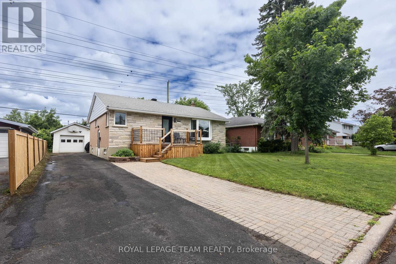 1293 Woodside Drive, Ottawa, Ontario  K2C 2H1 - Photo 2 - X13467200